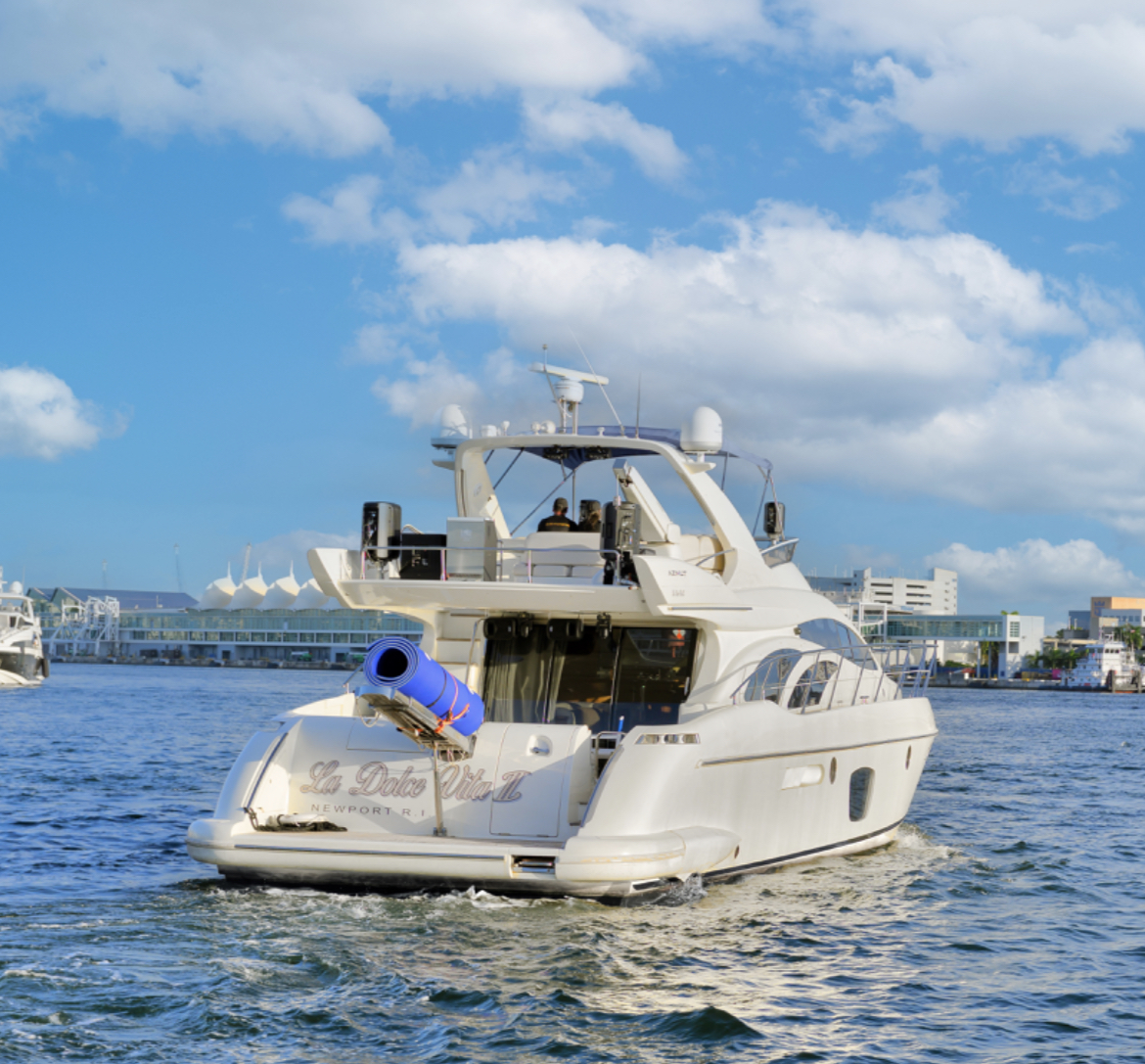 AZIMUT FLYBRIDGE DOLCE VITA II 70FT