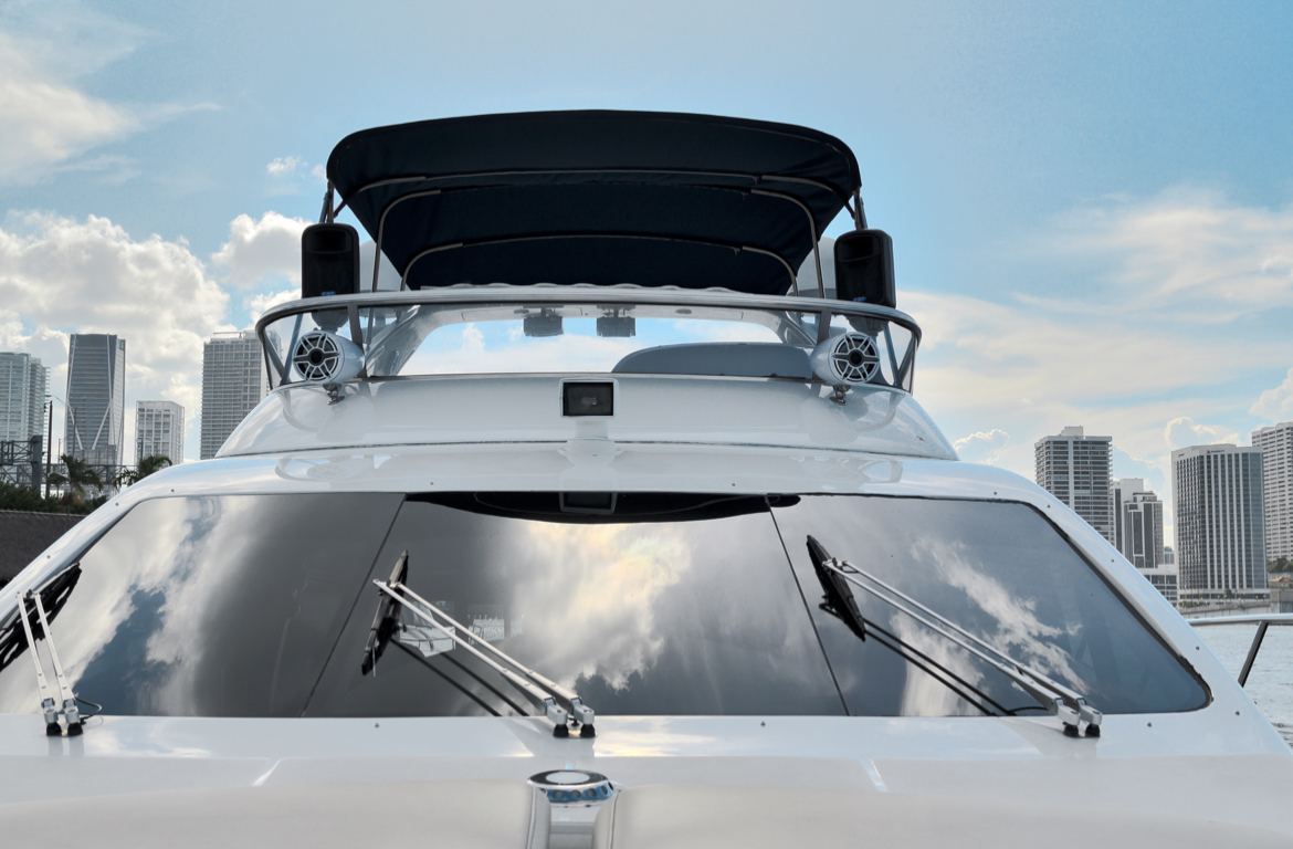 AZIMUT FLYBRIDGE DOLCE VITA II 70FT