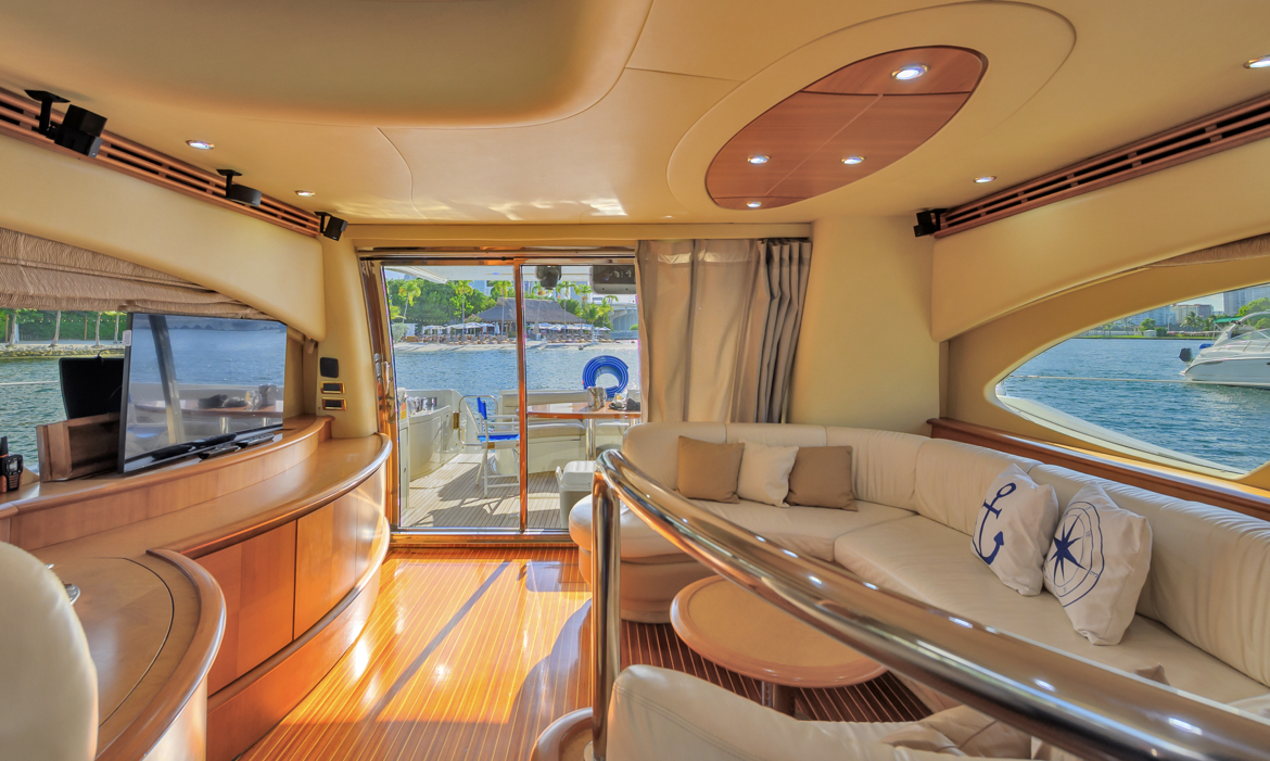 AZIMUT FLYBRIDGE DOLCE VITA II 70FT