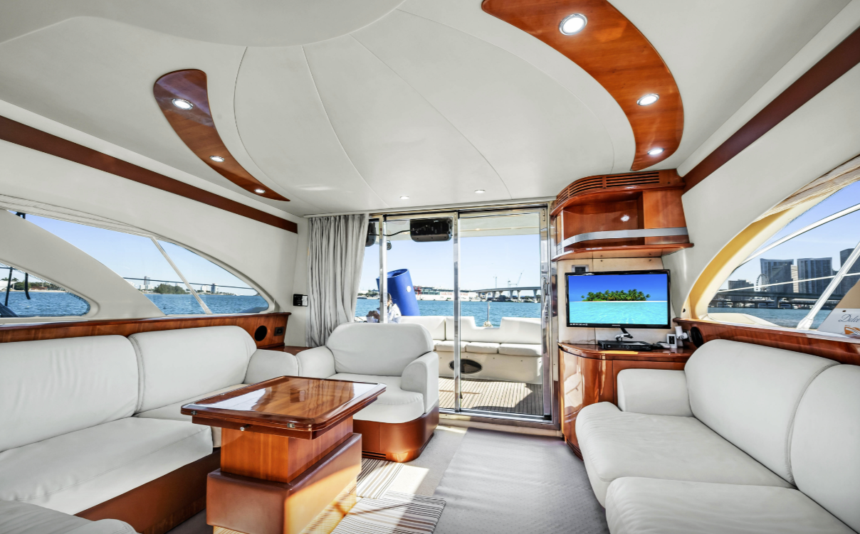 Azimut Flybridge Dolce Vita III 60ft