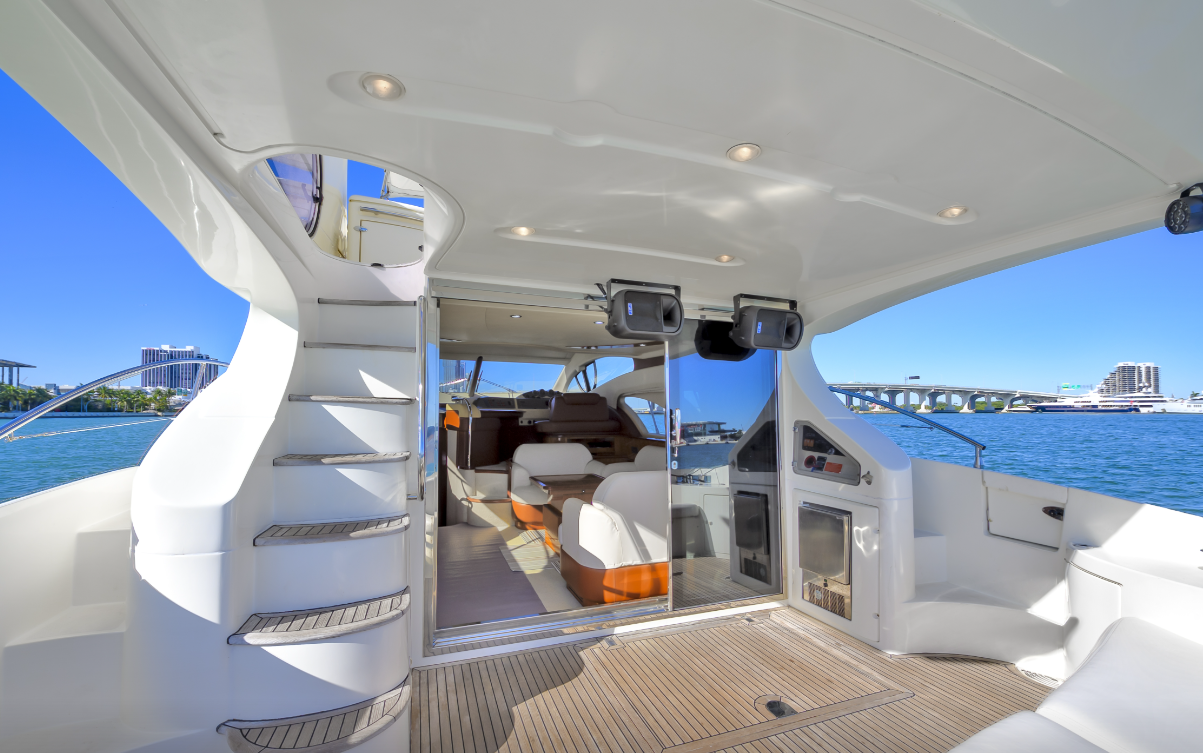 Azimut Flybridge Dolce Vita III 60ft
