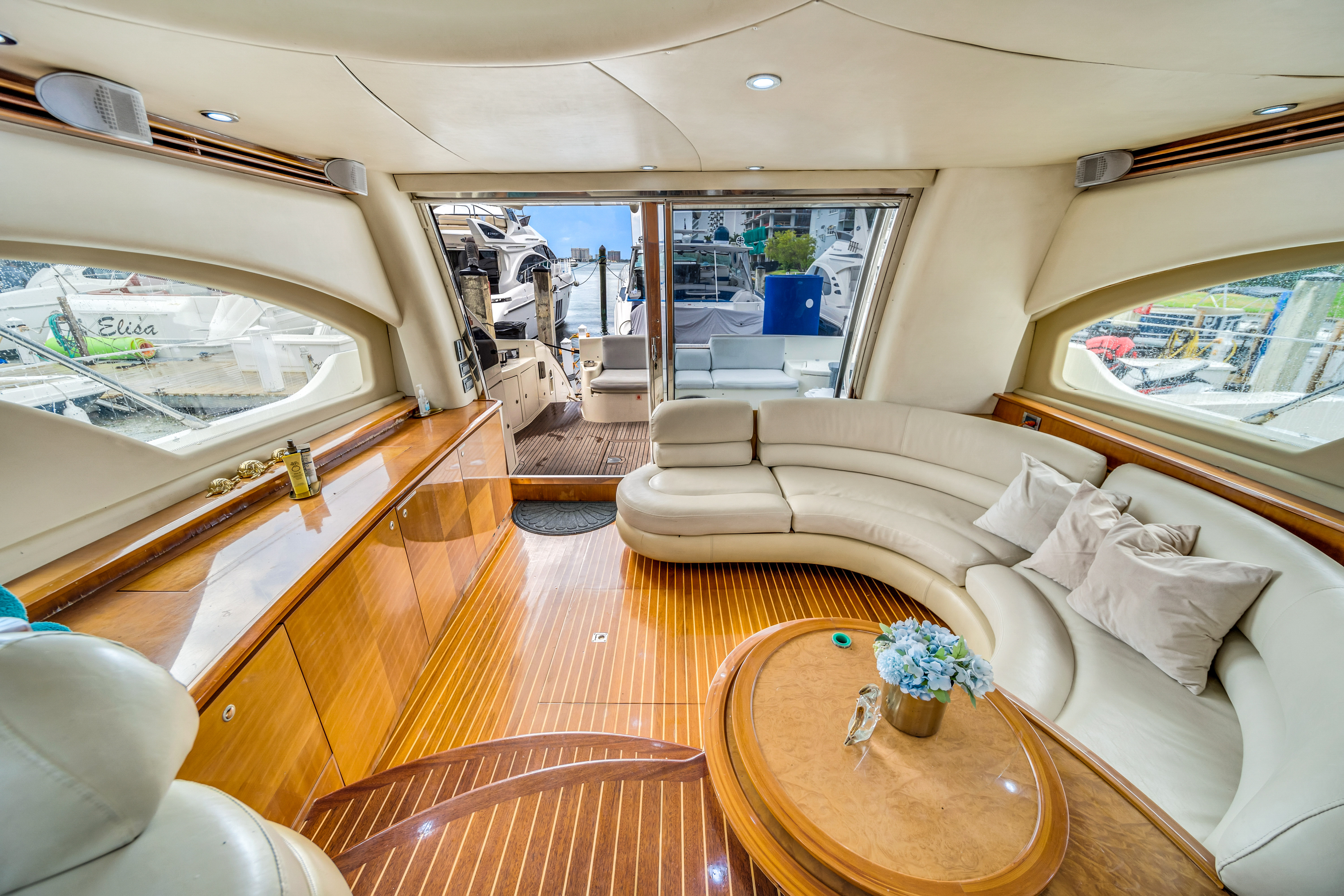 AZIMUT FLYBRIDGE DOLCE VITA 4 65FT