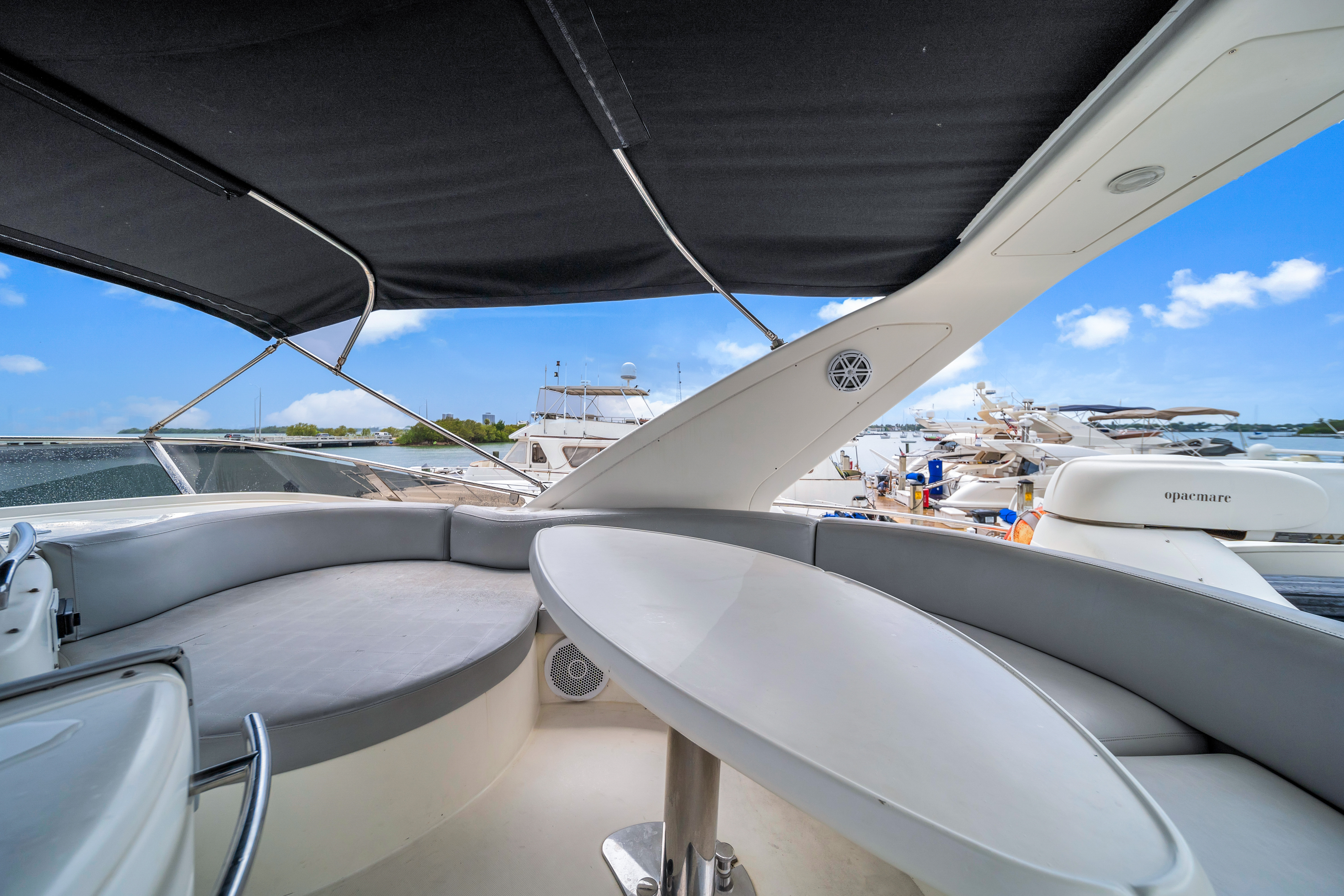 AZIMUT FLYBRIDGE DOLCE VITA 4 65FT