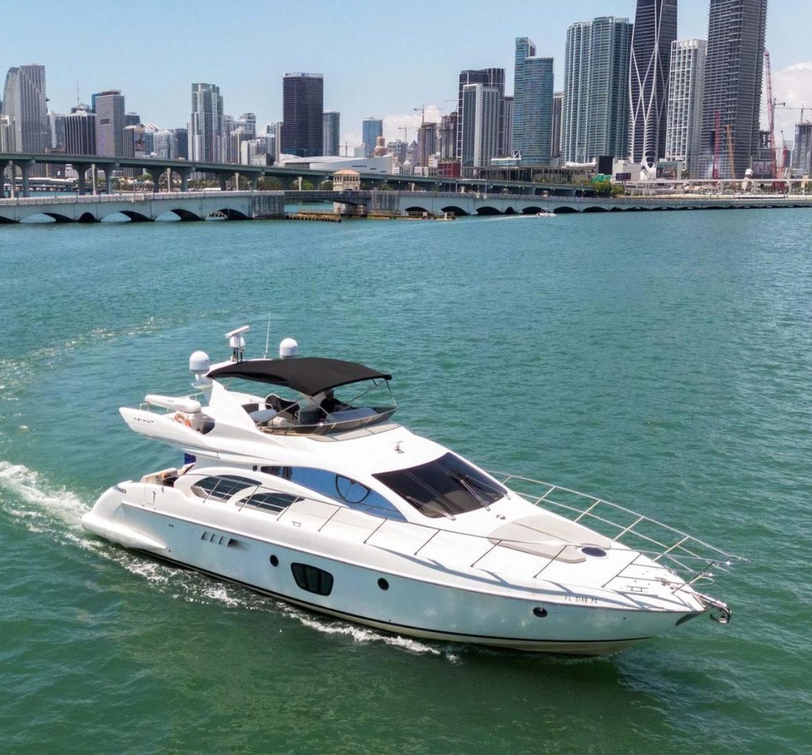AZIMUT FLYBRIDGE DOLCE VITA 4 65FT