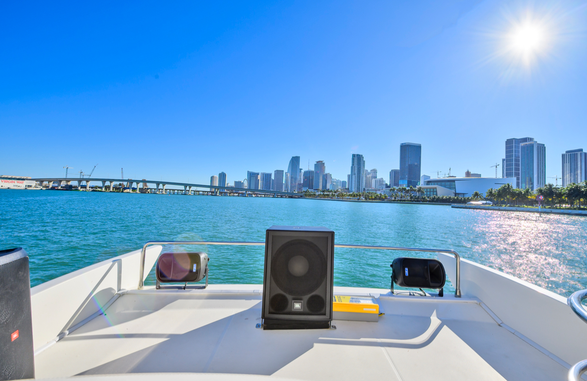 AZIMUT FLYBRIDGE DOLCE VITA 4 65FT